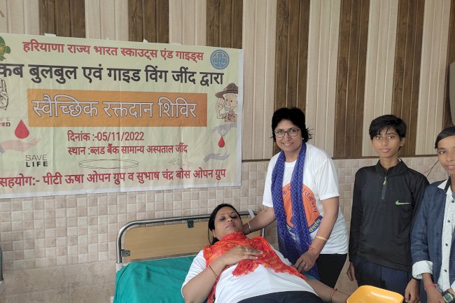 स्काउट स्थापना दिवस पर कब बुलबुल व गाइड विंग ने लगाया रक्तदान शिविर 