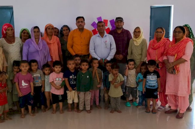 स्मार्ट आंगनवाड़ी मे बच्चों को अब पोषण के साथ शिक्षा भी ..............